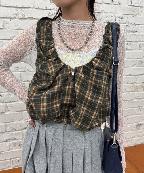 CIAOPANIC（チャオパニック）の「シャーリングチェックジップベスト（ベスト・レディース・レッド/グリーン/ブラウン・ONE SIZE）」の9枚目の写真