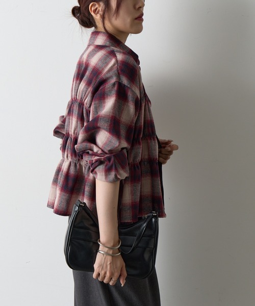 COLONY 2139(コロニートゥーワンスリーナイン)の「起毛チェックシャーリングブラウス(シャツ/ブラウス・レディース・アイボリー/ブラック/ボルドー・FREE)」の21枚目の写真