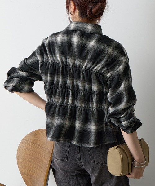 COLONY 2139(コロニートゥーワンスリーナイン)の「起毛チェックシャーリングブラウス(シャツ/ブラウス・レディース・アイボリー/ブラック/ボルドー・FREE)」の14枚目の写真