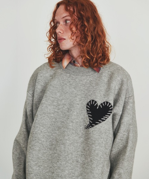 Revo.(レボ)の「【25AW新色追加】Revo. ワンポイント ハートステッチデザイン ルーズニット プルオーバー(ニット/セーター・メンズ・ブラック/グレー/ブルー/レッド・FREE)」の12枚目の写真