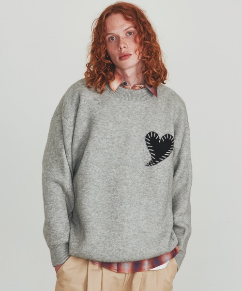 Revo.(レボ)の「【25AW新色追加】Revo. ワンポイント ハートステッチデザイン ルーズニット プルオーバー(ニット/セーター・メンズ・ブラック/グレー/ブルー/レッド・FREE)」の14枚目の写真