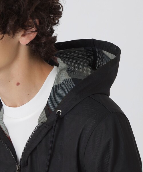 BLACK LABEL CRESTBRIDGE(ブラックレーベル・クレストブリッジ)の「ライトウェイトバックチェックパーカー(パーカー・メンズ・ネイビー/ブラック・M/L/XL)」の14枚目の写真