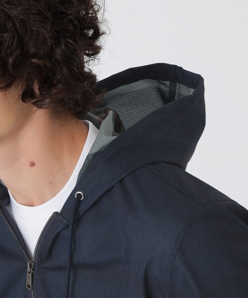 BLACK LABEL CRESTBRIDGE(ブラックレーベル・クレストブリッジ)の「ライトウェイトバックチェックパーカー(パーカー・メンズ・ネイビー/ブラック・M/L/XL)」の8枚目の写真