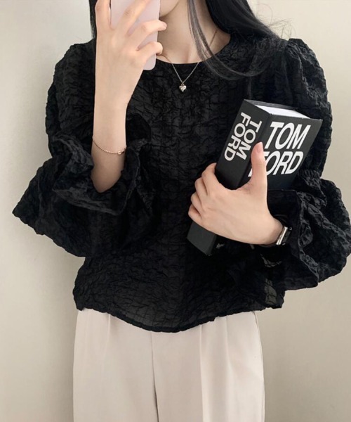 semplice(センプリチェ)の「シャボン加工 バルーンスリーブブラウス(シャツ/ブラウス・レディース・ホワイト/キャメル/ブラック・F)」の11枚目の写真