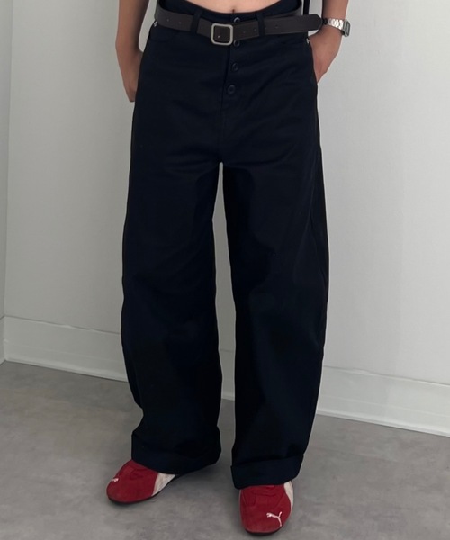 ZOZOMARKET（ゾゾマーケット）の「ZOZOMARKET by tomoka - ロールアップコクーンツイルパンツ（チノパンツ・レディース・ブラック・マルチサイズ）」の6枚目の写真