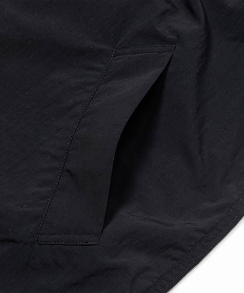 meanswhile（ミーンズワイル）の「Neutral Hooded Blouson（パーカー・メンズ・ブラック・3(L)/1(S)）」の6枚目の写真