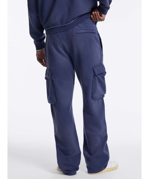 Guess（ゲス）の「GUESS Originals Cargo Jogger カーゴパンツ（カーゴパンツ・メンズ・ブラック/ネイビー・LARGE/SMALL/MEDIUM）」の3枚目の写真