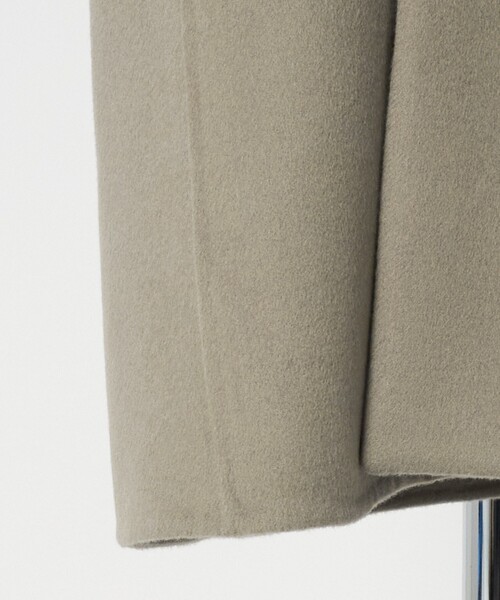 LOEFF（ロエフ）の「＜LOEFF＞リバー チェスター コート（チェスターコート・レディース・モカ/ネイビー・1/0）」の10枚目の写真