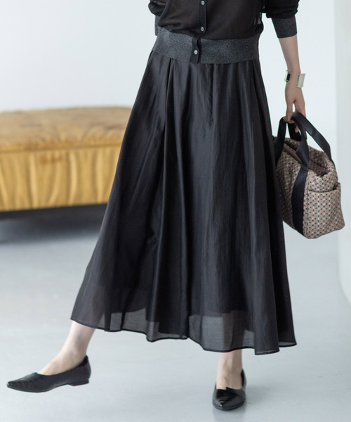A/C DESIGN BY ALPHA CUBIC(エーシーデザインバイアルファキュービック)の「シアーフレアスカート(スカート・レディース・モカ/ブラック・67/61/64)」の2枚目の写真