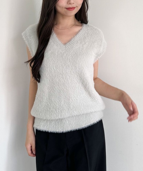 archives（アルシーヴ）の「ダブルフェイスフェザーニットベスト（ベスト・レディース・グレー/ブラウン/アイボリー・MEDIUM）」の15枚目の写真