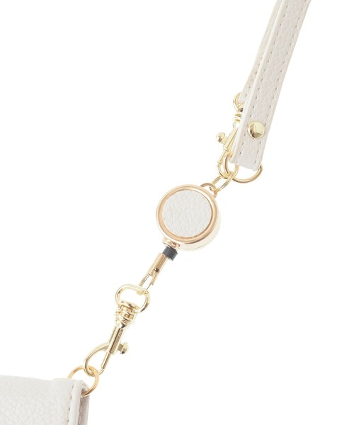 Maison de FLEUR（メゾンドフルール）の「二つ折りリールパスケース（パスケース・レディース・ホワイト系その他2/ブラック/ピンク系その他3・FREE）」の8枚目の写真