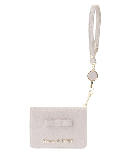 Maison de FLEUR（メゾンドフルール）の「二つ折りリールパスケース（パスケース・レディース・ホワイト系その他2/ブラック/ピンク系その他3・FREE）」の5枚目の写真