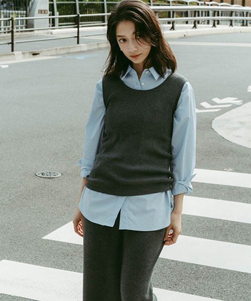 studio CLIP（スタディオクリップ）の「《ウタオ》リブニットタンクトップ（ニット/セーター・レディース・オフホワイト/ブラック/グレー/ブラウン・FREE）」の9枚目の写真