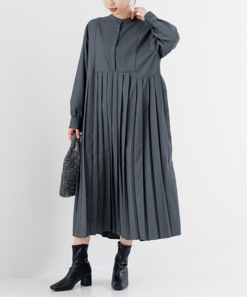 refinedworks(リファインドワークス)の「【refinedworks】オケージョンでも使える!プリーツワンピース(ワンピース・レディース・ブラック/チャコールグレー/ベージュ・FREE)」の21枚目の写真