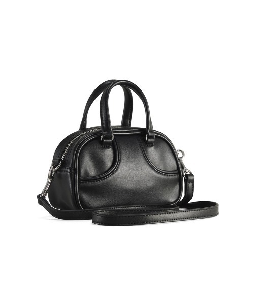 PUMA(プーマ)の「ウィメンズ PUMA x ROSE マイクロ グリップバッグ 1L(ショルダーバッグ・レディース・ブラック・FREE)」の4枚目の写真