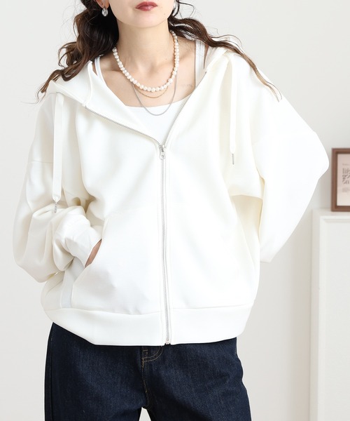 【新品】V12 レディース　パーカー　白　Mサイズ セール】mitis ダンボール ドルマンジップパーカー（パーカー）｜mitis