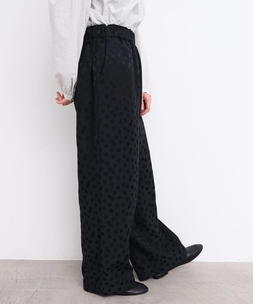 l'atelier du savon（アトリエドサボン）の「サテンジャガード　まばらドットパンツ（その他パンツ・レディース・ブラック・FREE）」の19枚目の写真