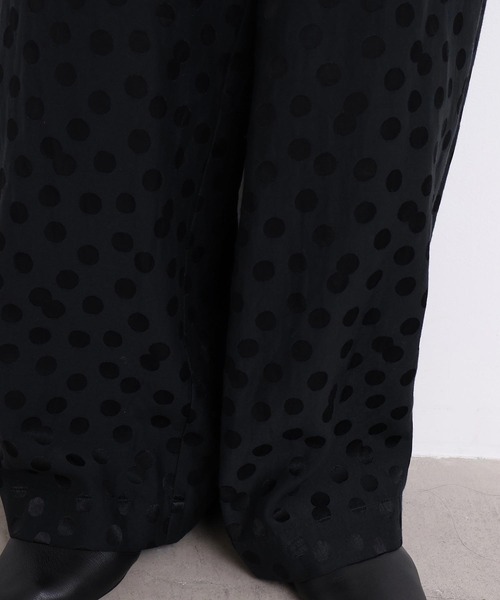 l'atelier du savon（アトリエドサボン）の「サテンジャガード　まばらドットパンツ（その他パンツ・レディース・ブラック・FREE）」の16枚目の写真