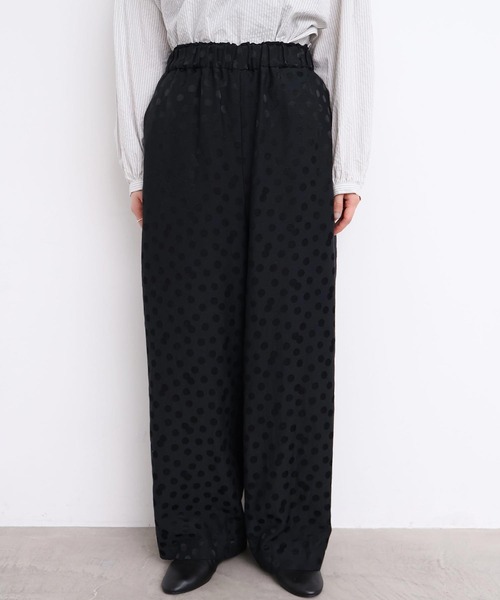 l'atelier du savon（アトリエドサボン）の「サテンジャガード　まばらドットパンツ（その他パンツ・レディース・ブラック・FREE）」の9枚目の写真