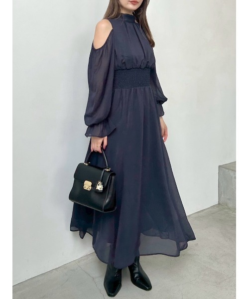 SNIDEL（スナイデル）の「コールドショルダーボウタイワンピース（ワンピース・レディース・ライトピンク/マルチ/ネイビー・0/1）」の6枚目の写真