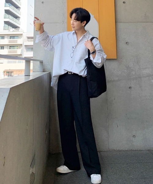 NOWLE（ノウル）の「【NOWLE】ルーズフィット ピンストライプ レギュラーシャツ（シャツ/ブラウス・メンズ・ホワイト/ブルー・MEDIUM/LARGE/X-LARGE）」の8枚目の写真