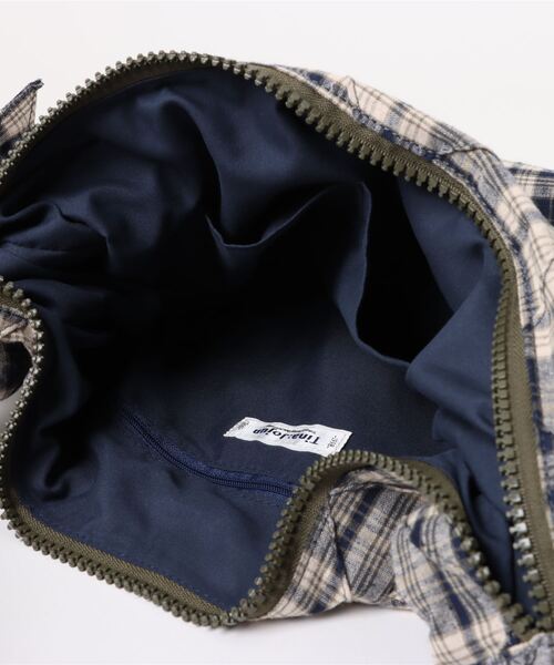 TINA:JOJUN(ティーナジョジュン)の「ショルダーバッグ(ショルダーバッグ・レディース・ピンク・F)」の4枚目の写真