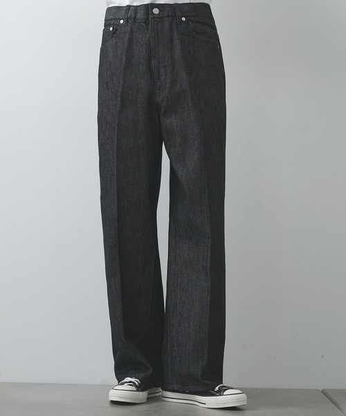 STUDIOUS(ステュディオス)の「【STUDIOUS】センタープレスが"消えない"デニム/リントラックワイドデニムトラウザーズ(デニムパンツ・メンズ・ブラック/インディゴブルー・1/2/3)」の2枚目の写真