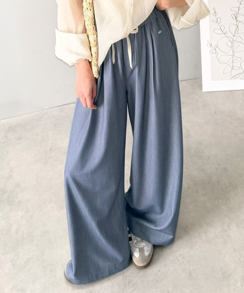 mily bilet(ミウィビレット)の「【mily bilet】【接触冷感・速乾機能付き】サラリとした肌触りで春夏も快適。シェルボタン付きワイドイージーパンツ(その他パンツ・レディース・インディゴブルー/ブラック/ブルー・LARGE/MEDIUM/SMALL/X-LARGE)」の14枚目の写真