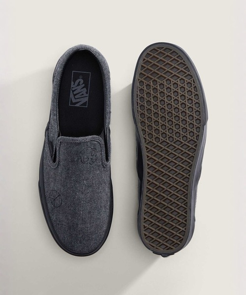VANS（バンズ）の「クラシック スリッポン ウール / Classic Slip-On WOOL GRAY/BLAC VN000BVZ2391（スリッポン・メンズ・グレー・5.5/6/6.5/7/7.5/8/8.5/9/9.5/10/10.5/11/11.5/12/5）」の3枚目の写真