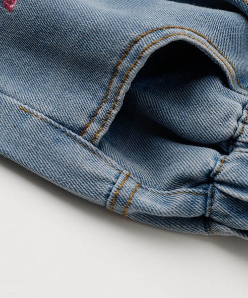 URBAN CHERRY(アーバンチェリー)の「マルチ刺繍デザインデニムパンツ(デニムパンツ・キッズ・ブルー・110cm/120cm/130cm/140cm/150cm)」の12枚目の写真