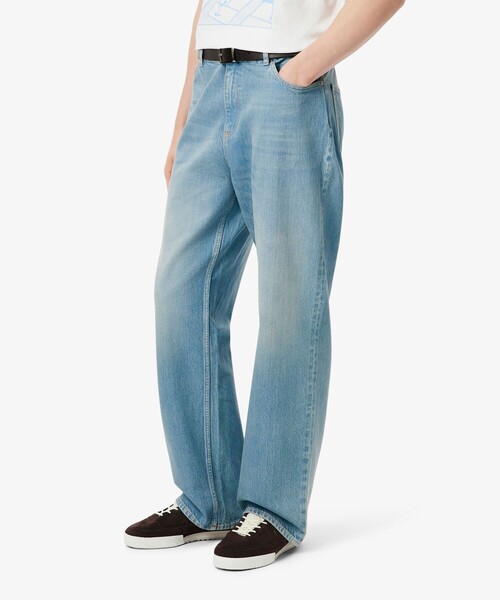 LACOSTE(ラコステ)の「ルーズフィット5ポケットデニムジーンズ(デニムパンツ・メンズ・ブルー・30/32/31/33)」の1枚目の写真