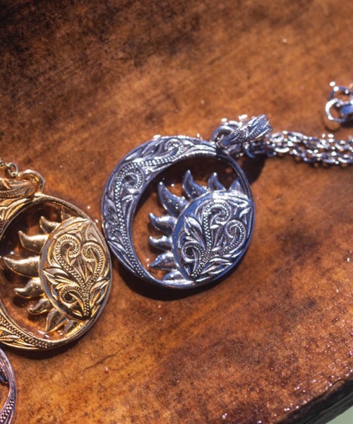 IRIEBEACH ネックレス 試着のみ シルバー 月 太陽 海 袋あり 三日月 セール】moon&sun necklace/【ハワイアンジュエリー】【サージカル
