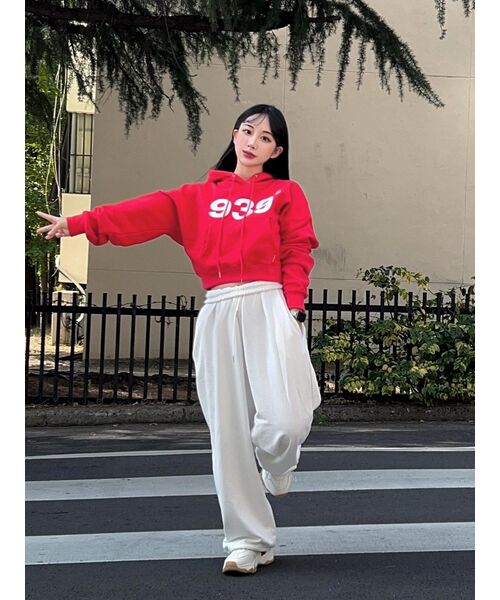ARCHIVE BOLD（アーカイブボールド）の「939 LOGO CROP HOOD(RED)（パーカー・レディース・その他・OS）」の9枚目の写真