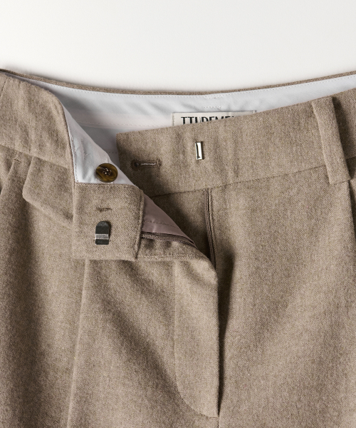 TTUDEMENT(トュードメント)の「WOOL ONE-TUCK WIDE SLACKS BEIGE(スラックス・レディース・その他・SMALL/MEDIUM)」の6枚目の写真
