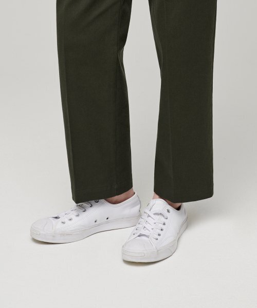 MUSINSA STANDARD WOMAN（ムシンサスタンダードウーマン）の「ウィメンズテーパードチノパンツ[カーキ]（その他パンツ・レディース・その他・30/24/26/27/28/29/25）」の7枚目の写真