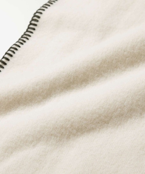 TWEED MILL(ツイードミル)の「TWEEDMILL Lambswool Blanket Stitch ツイードミル ラムウール ブランケットステッチ ストール(ストール/ショール・レディース・シルバー系/ストーン/ブラック系1・ONE SIZE)」の14枚目の写真