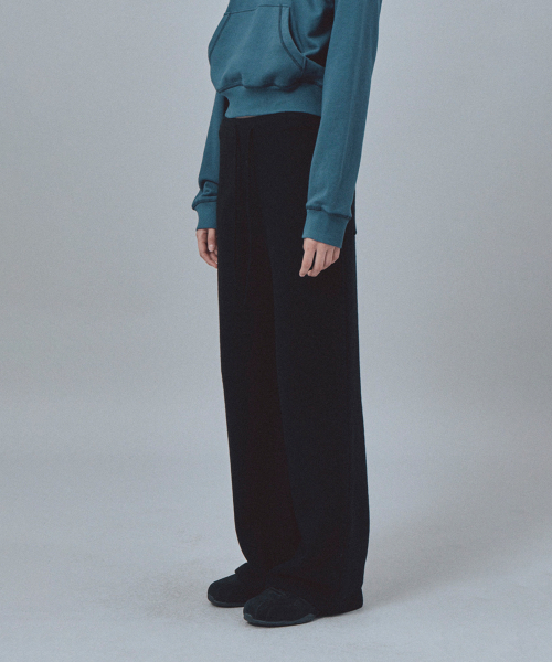 Rest&Recreation(レストアンドレクリエーション)の「KNIT POCKET PANTS - BLACK(その他パンツ・レディース・その他・ONE)」の4枚目の写真
