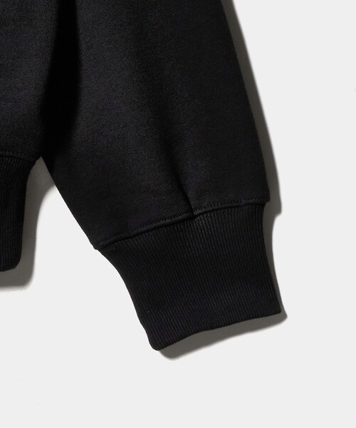 PLEASURES（プレジャー）の「＜PLEASURES × BOILER ROOM＞WORKMAN フーディー（パーカー・メンズ・ブラック・M/L）」の4枚目の写真