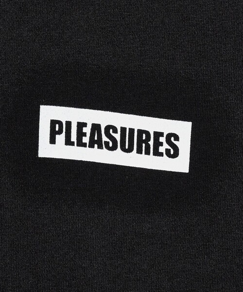 PLEASURES（プレジャー）の「＜PLEASURES × BOILER ROOM＞WORKMAN フーディー（パーカー・メンズ・ブラック・M/L）」の5枚目の写真