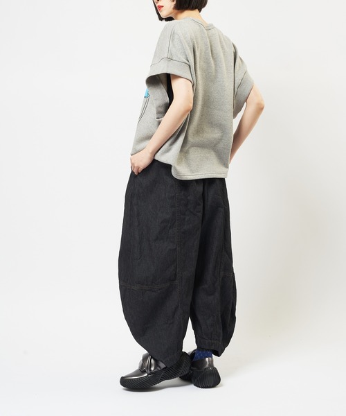 gomme(ゴム)の「テーマプリントT(Tシャツ/カットソー・レディース・チャコールグレー/トップグレー/ブラック・MEDIUM)」の9枚目の写真