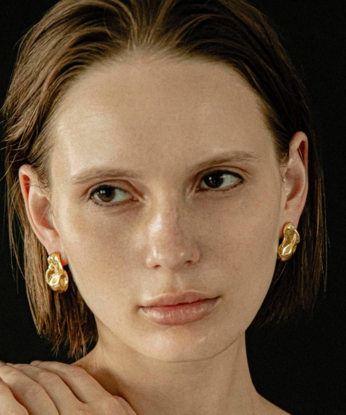 LAPUIS(ラピュイ)の「LAPUIS(ラピュイ) Oyster pierced earrings(ピアス(両耳用)・レディース・シルバー/ゴールド・FREE)」の12枚目の写真