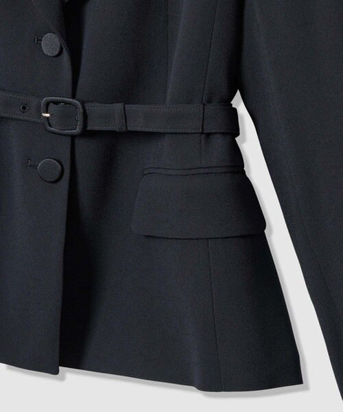 ANAYI（アナイ）の「【Eternal Line 2026】トリアセジョーゼットベルト付き ジャケット（テーラードジャケット・レディース・アイボリー/ネイビー・36/38/34）」の8枚目の写真