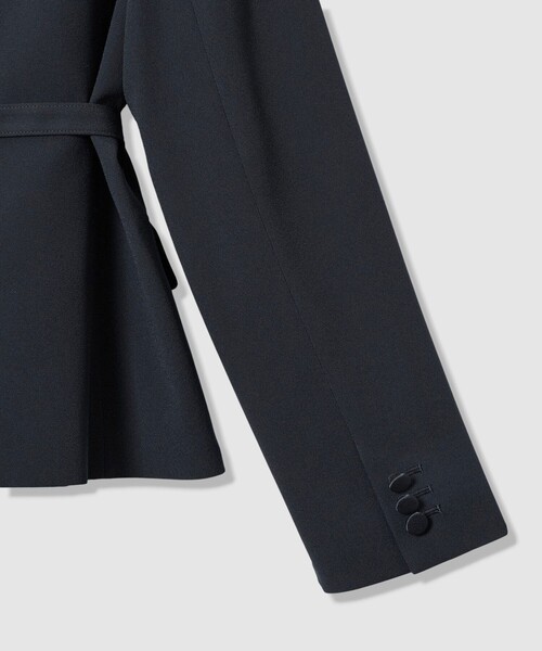 ANAYI（アナイ）の「【Eternal Line 2026】トリアセジョーゼットベルト付き ジャケット（テーラードジャケット・レディース・アイボリー/ネイビー・36/38/34）」の10枚目の写真