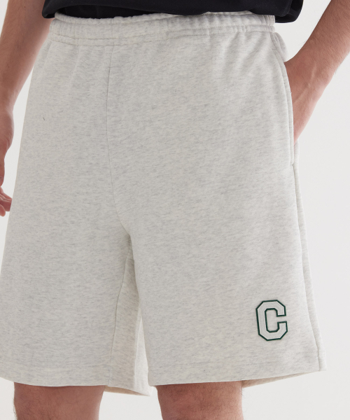 COVERNAT（カバーナット）の「レギュラーCロゴスウェットショーツOatmeal（その他パンツ・レディース・その他・X-SMALL/SMALL/MEDIUM/LARGE/X-LARGE/XX-LARGE）」の8枚目の写真