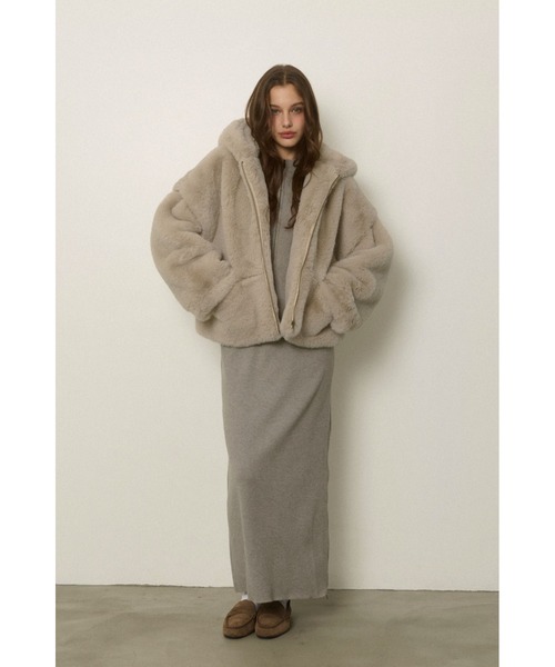 ALEXIA STAM（アリシアスタン）の「Hooded Eco Fur Jacket /フード付き