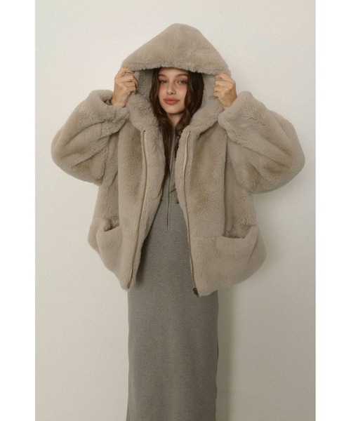ALEXIA STAM（アリシアスタン）の「Hooded Eco Fur Jacket /フード付き