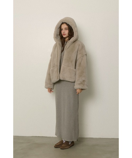 ALEXIA STAM（アリシアスタン）の「Hooded Eco Fur Jacket /フード付き