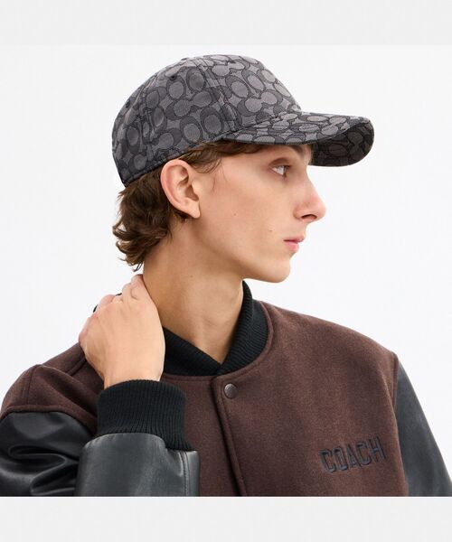 COACH（コーチ）の「シグネチャー ジャカード ベースボール ハット（キャップ・レディース・グレー系その他・ONE）」の3枚目の写真
