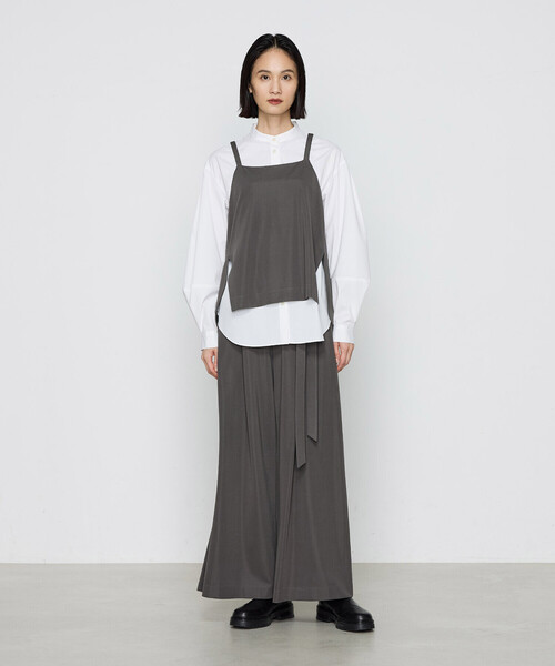 Gabardine K.T(ギャバジンケーティー)の「〔 +サイズ 〕 コットンポリブロード タックボリューム袖のブラウス(シャツ/ブラウス・レディース・オフホワイト/ライトグレー・13号)」の3枚目の写真