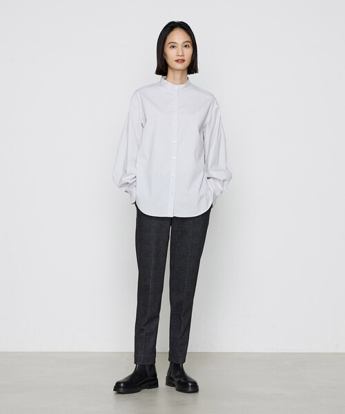 Gabardine K.T(ギャバジンケーティー)の「〔 +サイズ 〕 コットンポリブロード タックボリューム袖のブラウス(シャツ/ブラウス・レディース・オフホワイト/ライトグレー・13号)」の5枚目の写真